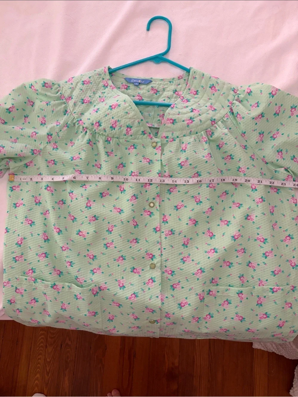 Unknown Brand Mint Green Floral Button-Front Nightgown